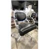 Image 5 : GROUP OF 4 VINTAGE STYLE MOBILE OFFICE CHAIRS