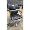 Image 1 : VINTAGE STYLE BLACK MOBILE OFFICE CHAIR
