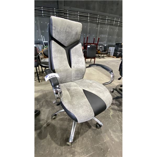 BLACK/GREY ADJUSTABLE MOBILE OFFICE CHAIR