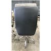 Image 3 : BLACK/GREY ADJUSTABLE MOBILE OFFICE CHAIR