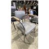 Image 2 : GROUP OF 4 ASSORTED CLIENT CHAIRS