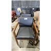 Image 1 : 2 MATCHING WOOD AND LEATHER CLIENT CHAIRS