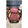 Image 1 : 2 MATCHING WOOD AND FABRIC CLIENT CHAIRS