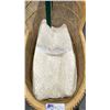 Image 4 : WICKER BABY BASSINET