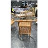 Image 4 : 2 RATAN SIDE TABLES