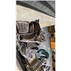 Image 4 : PALLET OF BROWN PLASTIC PATIO CHAIRS