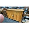 Image 1 : 2 DOOR, 2 DRAWER SIDEBOARD