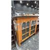 Image 2 : 2 DOOR GLASS FRONT HUTCH