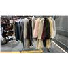 Image 2 : MOBILE CLOTHING RACK WITH ASSORTED SET DEC WARDROBE- WINTER COATS/FAUX FUR COATS