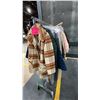 Image 3 : MOBILE CLOTHING RACK WITH ASSORTED SET DEC WARDROBE- WINTER COATS/FAUX FUR COATS