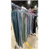 Image 1 : MOBILE CLOTHING RACK WITH ASSORTED SET DEC WARDROBE- DUVET COVERS AND PILLOW CASES
