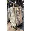 Image 2 : MOBILE CLOTHING RACK WITH ASSORTED SET DEC WARDROBE- ASSORTED DRAPES