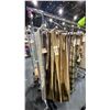Image 2 : MOBILE CLOTHING RACK WITH ASSORTED SET DEC WARDROBE- ASSORTED DRAPES