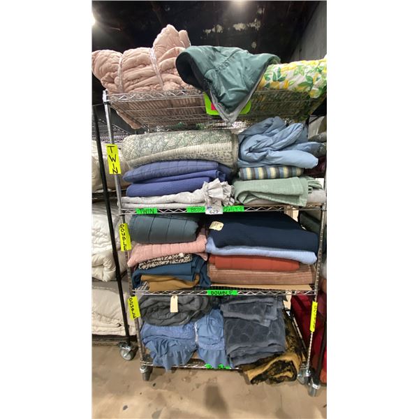 CONTENTS OF ROLLING RACK - QUEEN, TWIN AND DOUBLE SIZED QUILTS