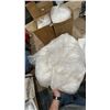 Image 4 : 3 DOUBLE SIZE DUVETS & 2 TOPPERS