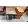 Image 5 : 2 DRAWER CONSOLE TABLE, CONTEMPORARY SIDE TABLE AND 3 WOODEN END TABLES