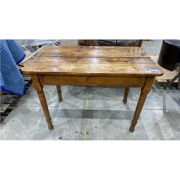 SMALL ANTIQUE PINE TABLE