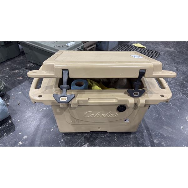 CABELAS HEAVY DUTY CAMPING COOLER