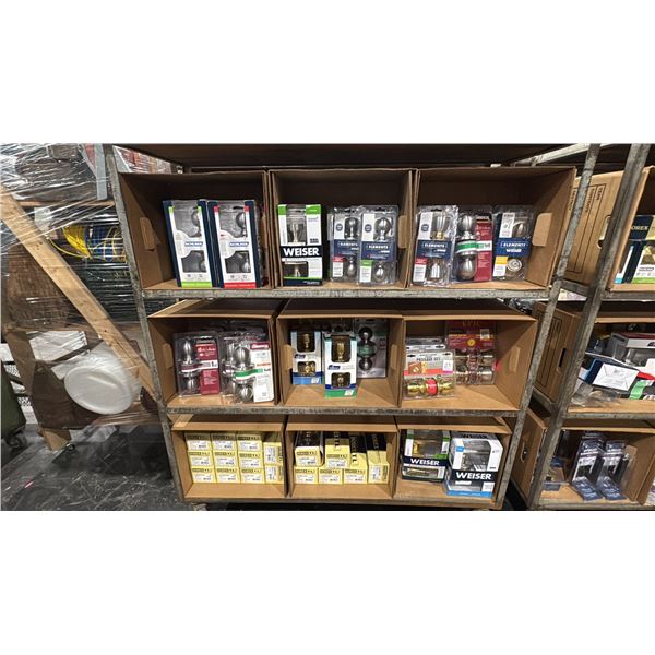 4 TIER MOBILE SHELVING RACK WITH ASSORTED DOOR KNOBS