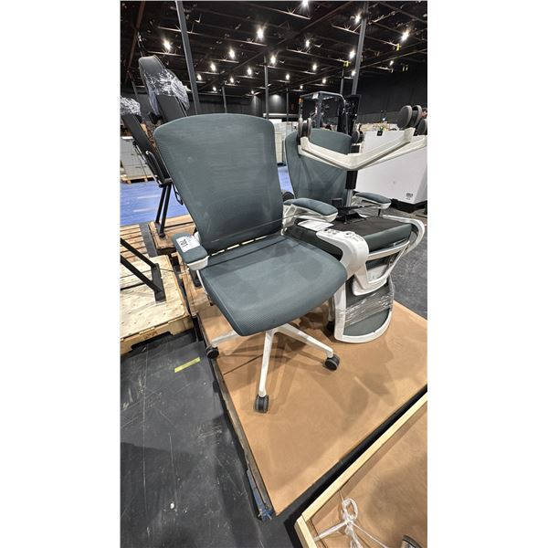 3 ROLLING OFFICE CHAIRS