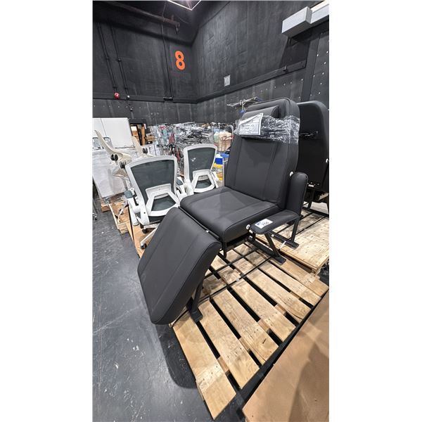 LEATHER RECLINING MEDICAL CHAIR