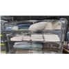 Image 2 : CONTENTS OF ROLLING RACK - HOSPITAL BLANKETS, TOWELS AND PAPER TOWEL