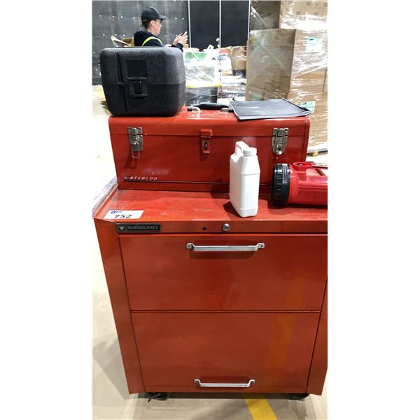 MASTERCRAFT ROLLING TOOLCHEST AND WATERLOO TOOLBOX