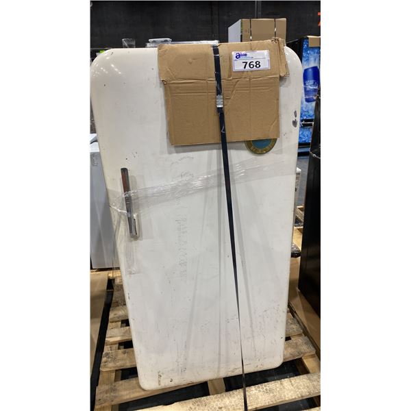 BENHUR WHITE RETRO SINGLE DOOR REFRIGERATOR