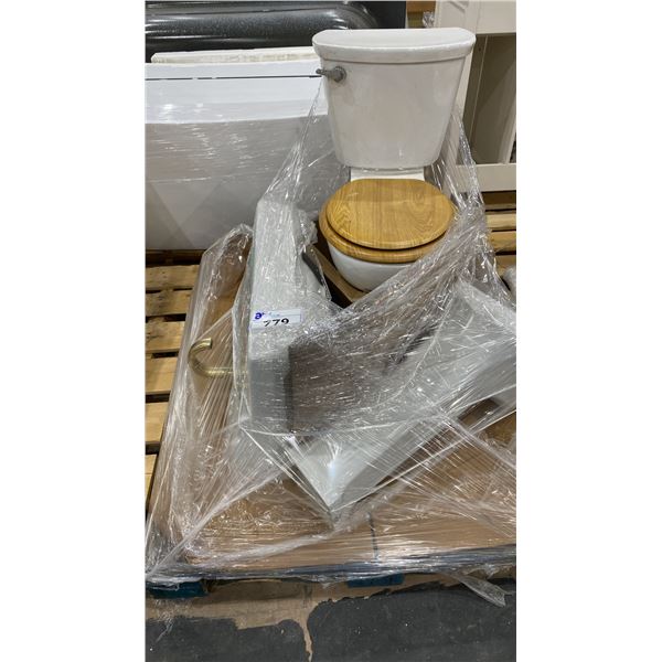 TOILET, SINK WITH PEDESTAL