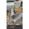 Image 1 : TOILET, SINK WITH PEDESTAL