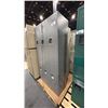 Image 2 : PALLET OF 2 SETS OF LOCKERS