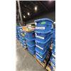 Image 2 : PALLET OF ASSORTED SET DEC ITEMS- GLASSWARE, METAL TRAYS, BAR/RESTAURANT ITEMS, CLOTH NAPKINS & MORE