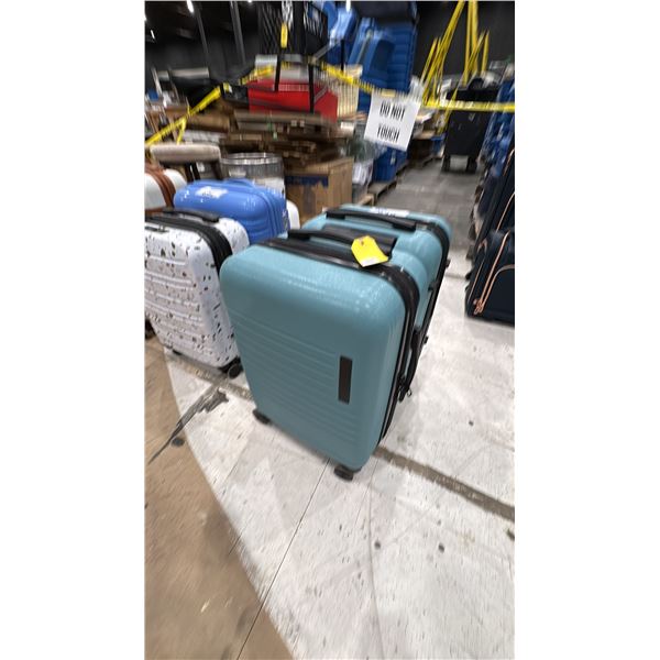 PAIR OF MATCHING BUGATTI ROLLING CARRY ON BAGS