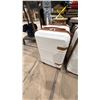 Image 1 : PAIR OF MATCHING ROLLING CARRY ON BAGS