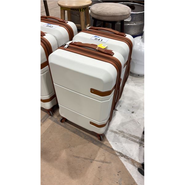 PAIR OF MATCHING ROLLING CARRY ON BAGS