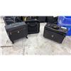 Image 1 : 3 ASSORTED BRIEFCASES