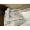 Image 3 : SHELF LOT INCLUDING COFFEE MAKER, FIRST AID KITS AND WOODEN CRATES