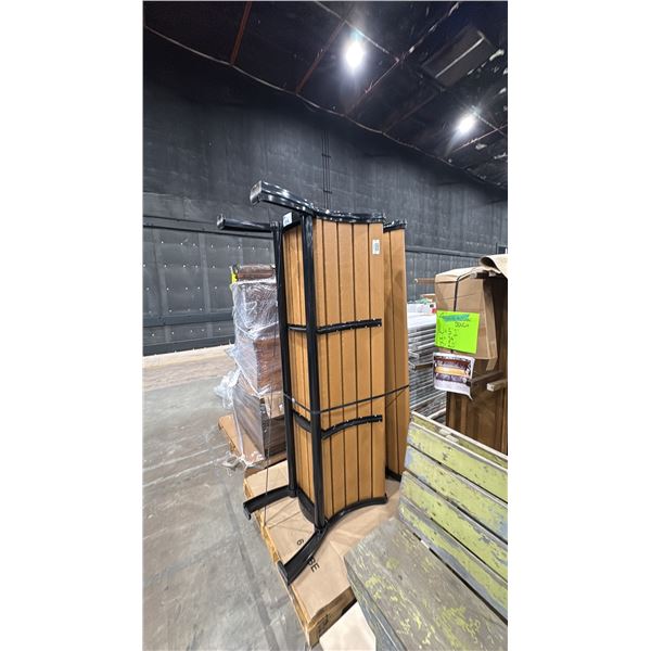 PAIR OF BLACK METAL FRAMED U-LINE BENCHES