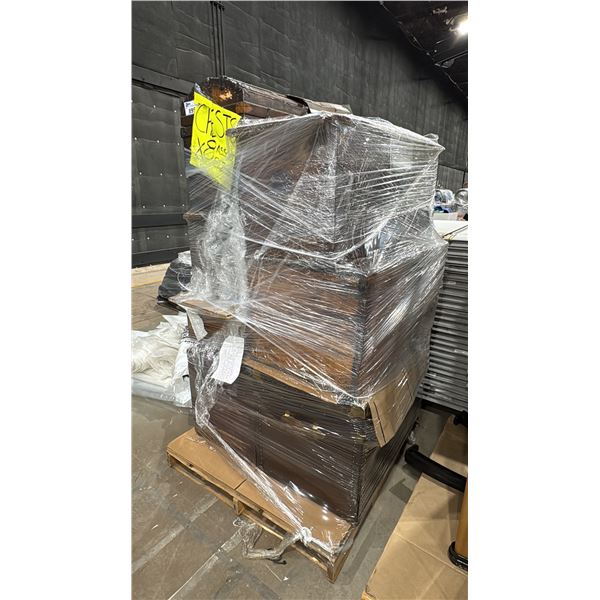 PALLET OF 8 ASSORTED SIZE WOODEN CHESTS/STORAGE TRUNKS