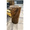Image 2 : CARVED TREE STUMP WITH OWL FACES