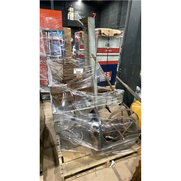 PALLET OF ASSORTED RUSTIC METAL DECOR ITEMS