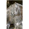 Image 5 : PALLET OF ASSORTED RUSTIC METAL DECOR ITEMS