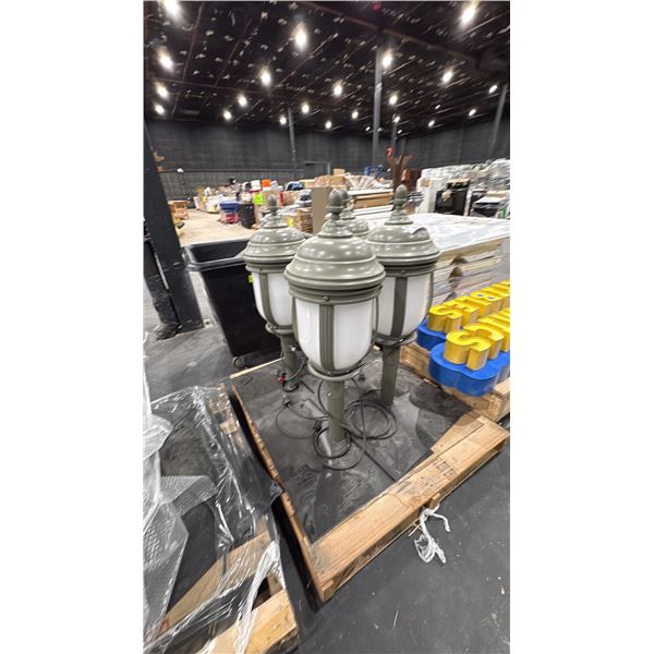 PALLET OF ELECTRIC PROP LANTERN LIGHTS
