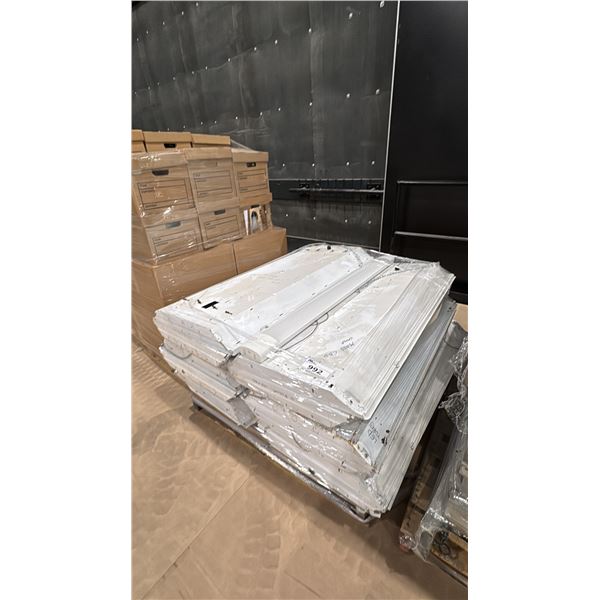 PALLET OF LIGHT PANELS