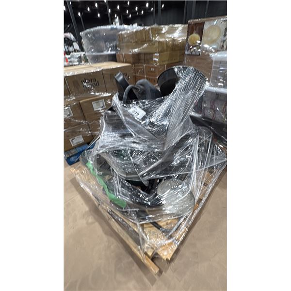 PALLET OF ASSORTED GOOSENECK LAMPS