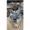 Image 1 : PALLET OF ASSORTED GOOSENECK LAMPS