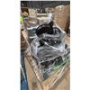 Image 2 : PALLET OF ASSORTED GOOSENECK LAMPS