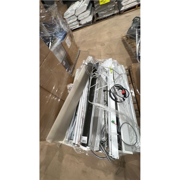 PALLET OF ASSORTED LIGHTING