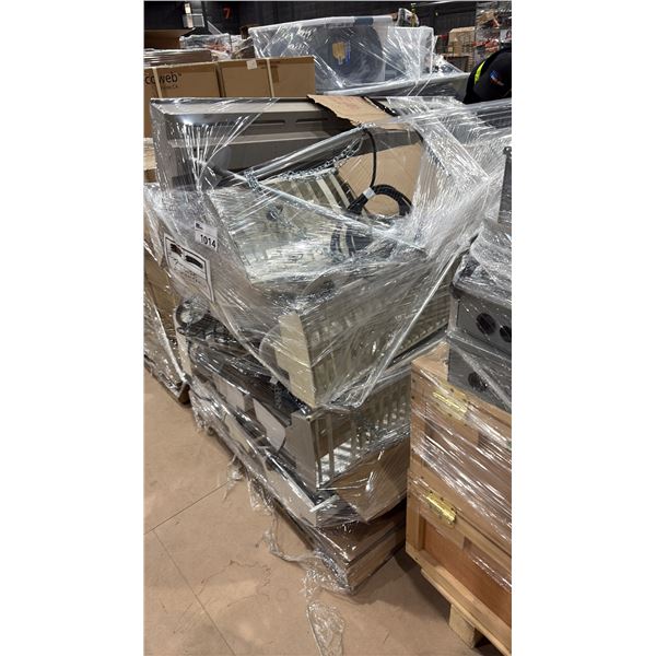 PALLET OF ASSORTED PANEL LIGHTS