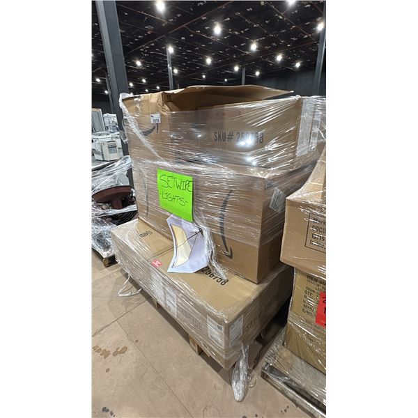 PALLET OF ASSORTED LIGHTS
